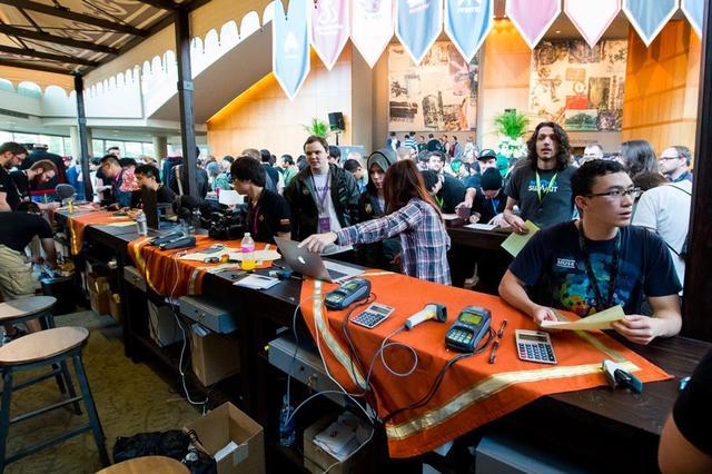 Top Esports 和 JD Gaming 在 LPL 第2分赛季 2025 中取得胜利