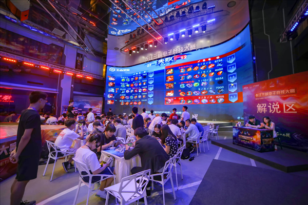 Aleksib 解释了在 BLAST Open Spring 2025 中与 The MongolZ 的比赛期间， b1t 和 iM 之间的争议